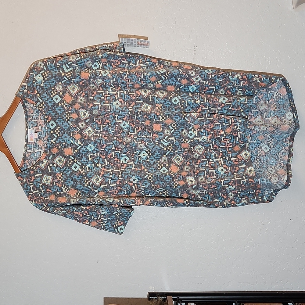 LULAROE XS Irma Oversized Heathered Patterned High Low Shirt